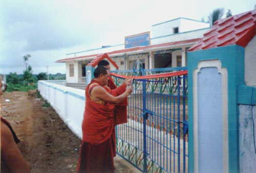The cutting of the ribbon, officially opening Drepung Gomang